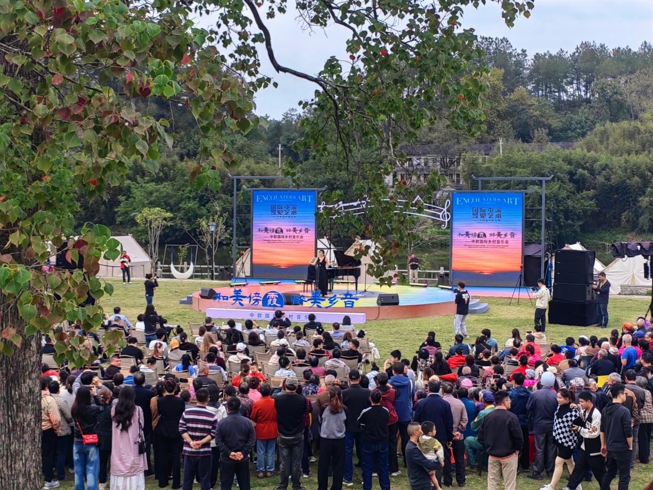 “出攤”即“出圈”！朱村“荷·咖啡”邀您一起聆聽經(jīng)典！