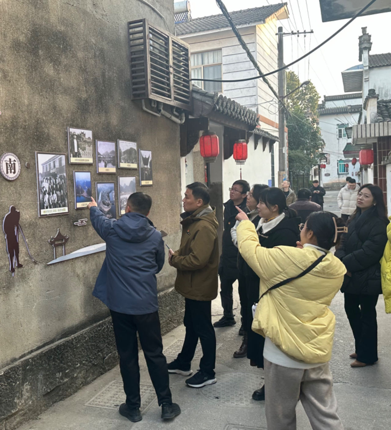 屯溪區(qū)國投集團黨委舉辦2024年黨務(wù)工作者培訓(xùn)班