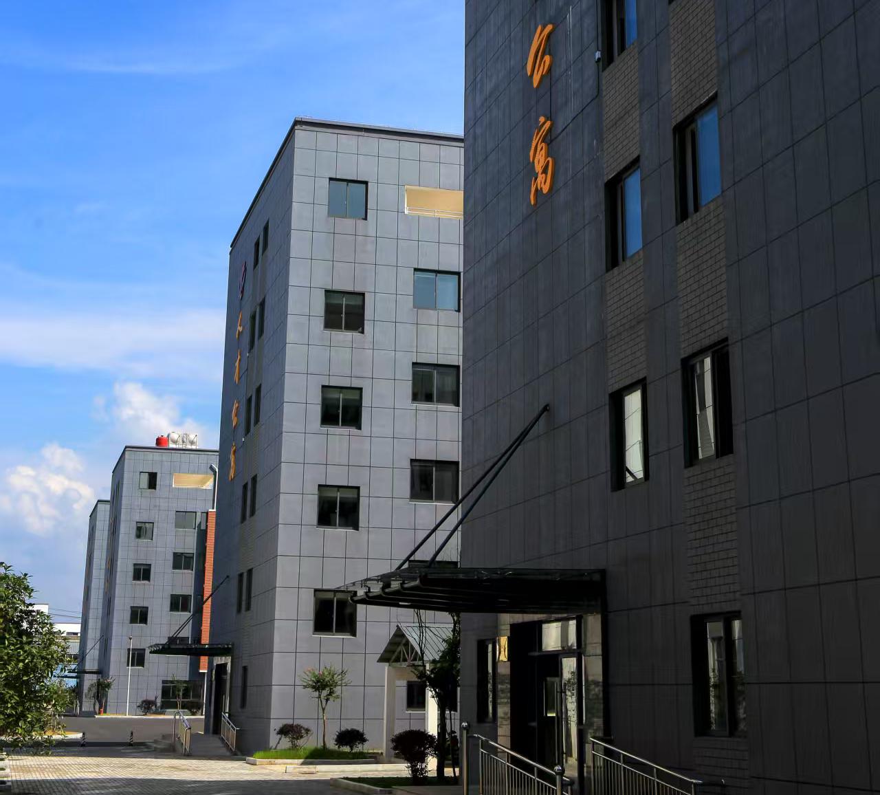 區(qū)國投集團加強人才公寓建設 解決高端人才住房難題