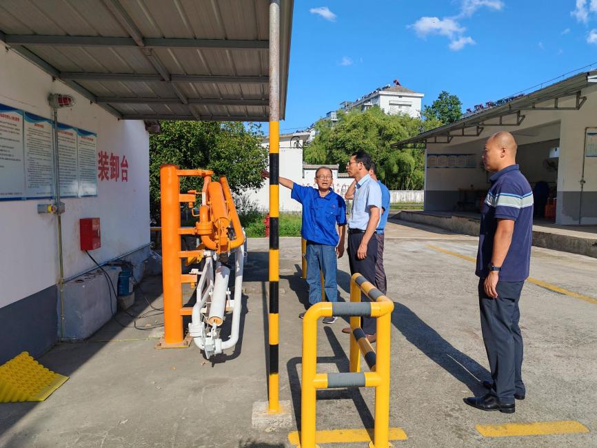 筑牢安全防線    護航國慶佳節(jié)  區(qū)國投集團昱燃液化氣公司全面開展“國慶、中秋”節(jié)前安全檢查